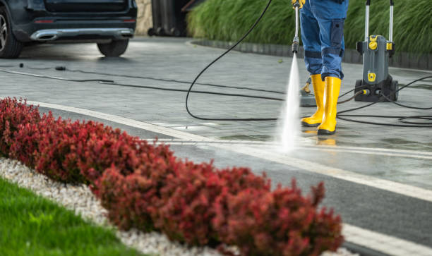Best Pool Deck Cleaning  in Hewitt, TX